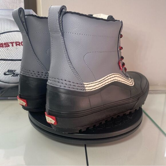 🆕 Vans	Standard Mid Snow MTE 'Grey/Black' - Picture 4 of 10